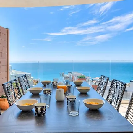 Stunning 2 Bedroom Apartment. * Fuengirola