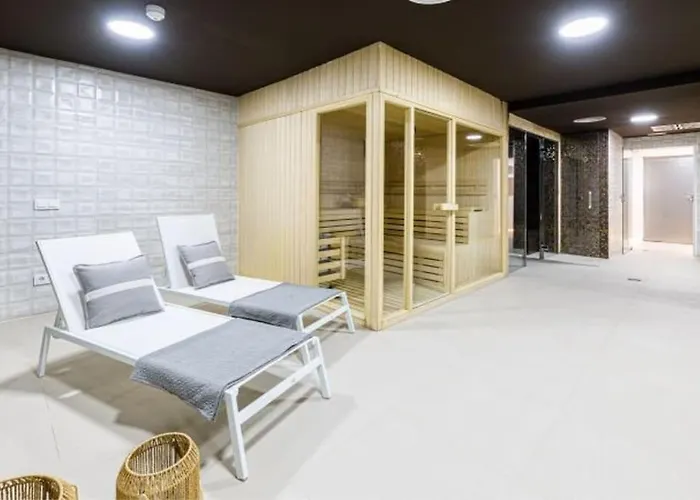 Stunning 2 Bedroom Apartment. Апартаменты *