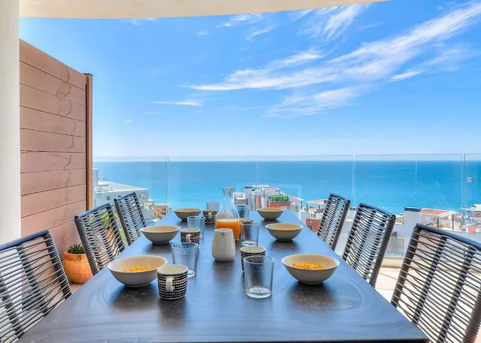 Stunning 2 Bedroom Apartment. * פואנגירולה