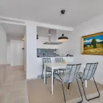 Stunning 2 Bedroom Apartment. * Fuengirola